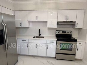 3128 SW 12th Pl in Fort Lauderdale, FL - Building Photo - Building Photo