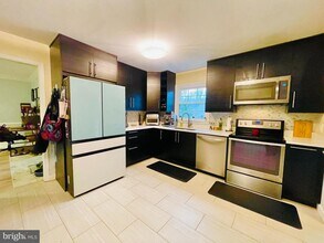 3103 Titanic Dr in Stafford, VA - Building Photo - Building Photo