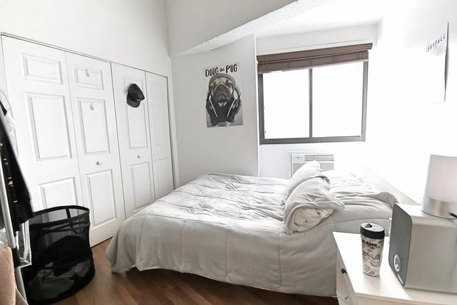 12 Stoneholm St, Unit 1
