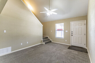 39 Addi Lane in Lacy Lakeview, TX - Building Photo - Building Photo