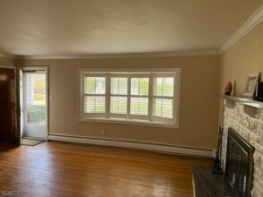 54 S Central Ave in Ramsey, NJ - Building Photo - Building Photo