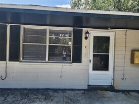 135 North St in Daytona Beach, FL - Building Photo