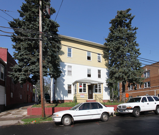 66-70 Sexton St in New Britain, CT - Building Photo - Building Photo