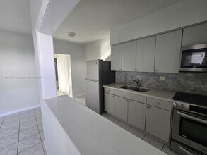 71 NW 76th St in Miami, FL - Building Photo - Building Photo