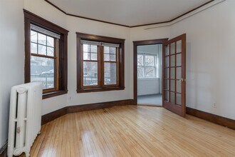 8 Humboldt St, Unit 3 in Cambridge, MA - Foto de edificio - Building Photo