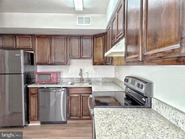 property at 4570 Conwell Dr