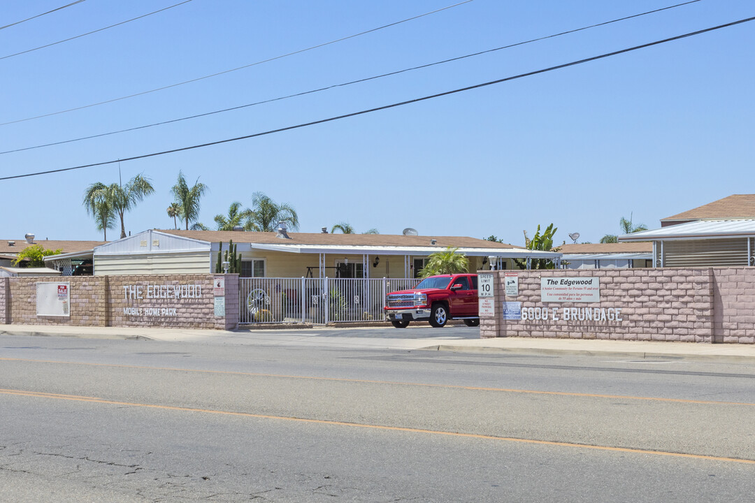 6000 E Brundage Ln in Bakersfield, CA - Building Photo