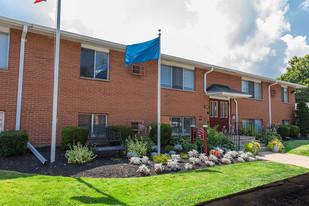 Dixon Manor Apartment Homes