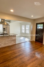 1325 Cherokee Ave in Royal Oak, MI - Building Photo - Building Photo