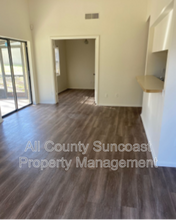 536 E Curlew Pl in Tarpon Springs, FL - Building Photo - Building Photo