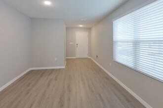 8684 SW 44th Ct in Ocala, FL - Building Photo - Building Photo