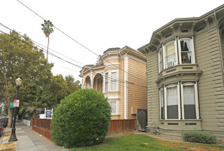 129 E Julian St in San Jose, CA - Building Photo - Building Photo