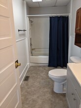 504 N High St in Newton, KS - Building Photo - Building Photo