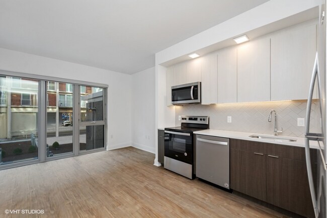600 4th St SW in Washington, DC - Building Photo - Building Photo