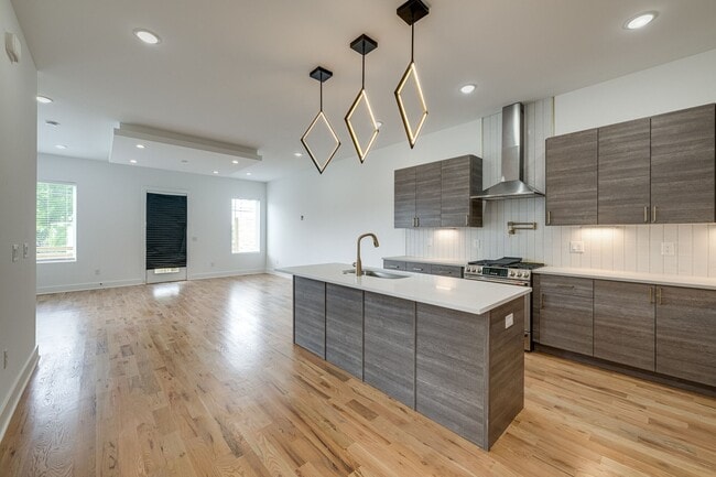 6003 Louisiana Ave, Unit A in Nashville, TN - Foto de edificio - Building Photo