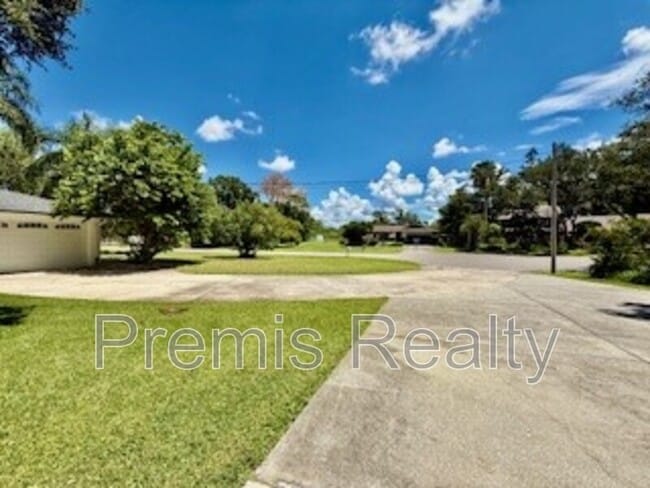1770 Braxton Bragg Ln in Clearwater, FL - Building Photo - Building Photo