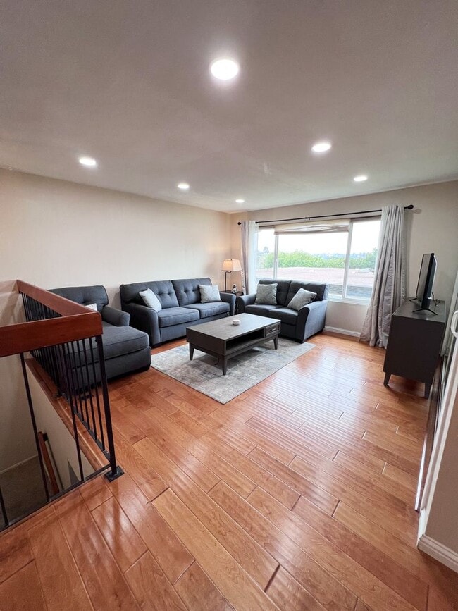 6211 Caminito Marcial in San Diego, CA - Building Photo - Building Photo