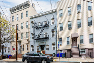 307 Monroe St in Hoboken, NJ - Building Photo - Building Photo