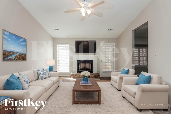 150 Domino Ct in Senoia, GA - Foto de edificio - Building Photo