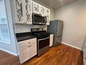 55 Cary Ave, Unit 1 in Chelsea, MA - Building Photo - Building Photo