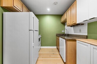 116 Sycamore St, Unit 22 in Somerville, MA - Building Photo - Building Photo