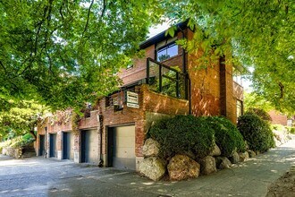 Boylston Court in Seattle, WA - Building Photo - Building Photo