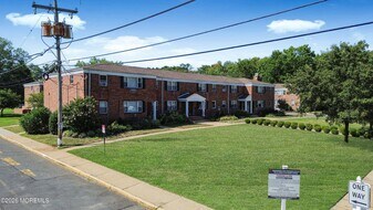 1515 Allen Ave in Ocean Township, NJ - Building Photo