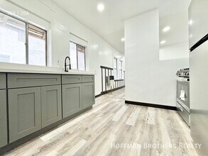 1518 11th Pl, Unit 1/2 in Los Angeles, CA - Building Photo - Building Photo