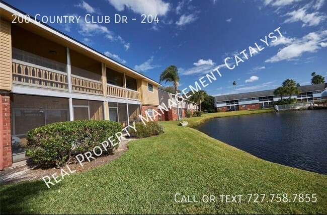 200 Country Club Dr