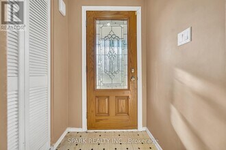 16 Horwood Dr in Brampton, ON - Building Photo - Building Photo