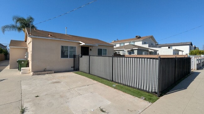 property at 1610 W 205th St