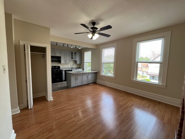 837 Highview St, Unit #2