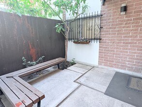 3940 E Timrod St in Tucson, AZ - Foto de edificio - Building Photo