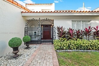 1211 Algeria Ave in Coral Gables, FL - Building Photo - Building Photo