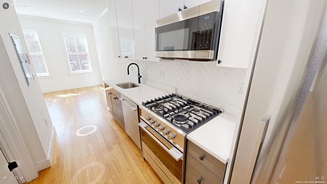 18 Grove, Unit #4