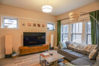 3817 N Lakewood Ave in Chicago, IL - Building Photo - Building Photo