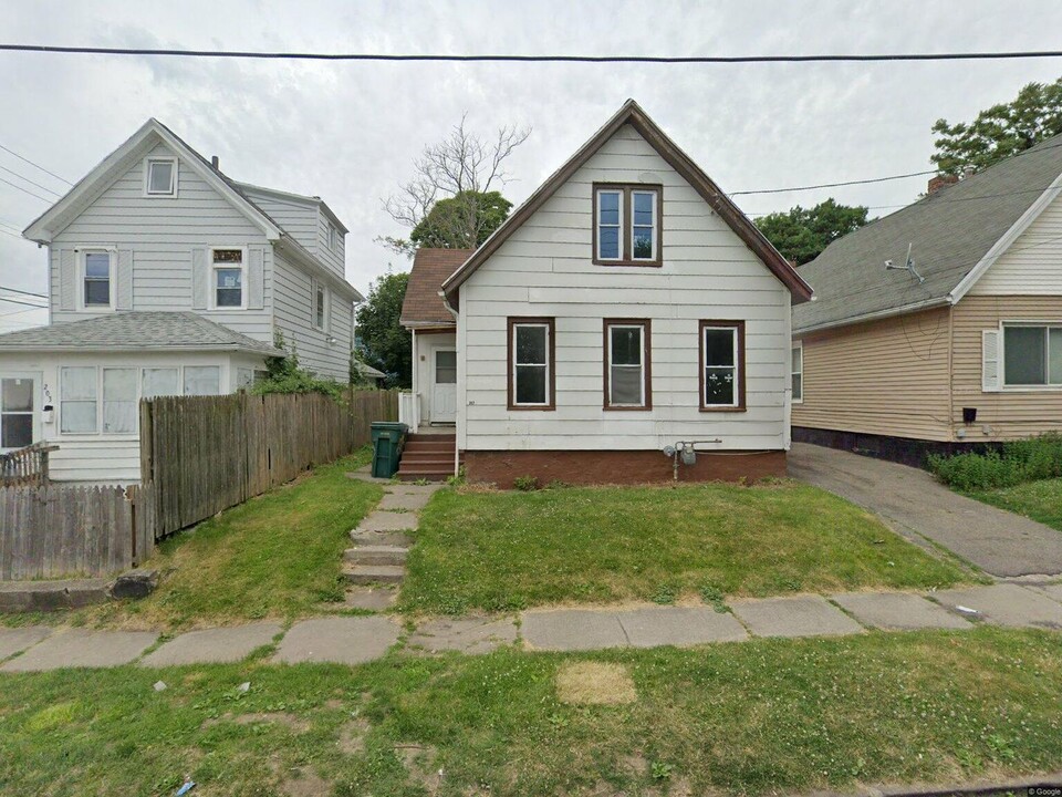 207 Colvin St in Rochester, NY - Building Photo