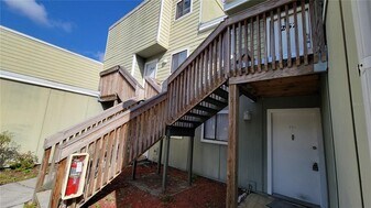261 Scottsdale Square in Winter Park, FL - Building Photo
