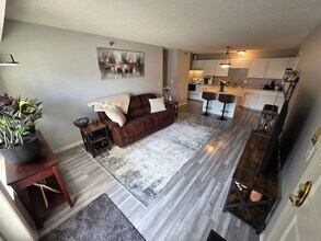 871 37th Ave NW in Rochester, MN - Building Photo - Building Photo