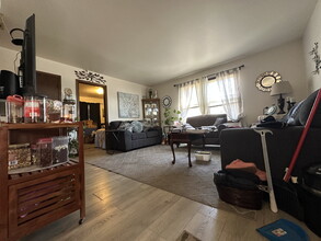 609 Mt Nemo Ave in Eau Claire, WI - Building Photo - Building Photo