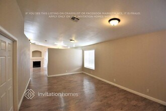 171 Lovett Rd in Henderson, NV - Building Photo - Building Photo