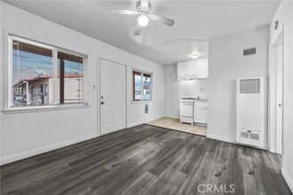 3626 E Colorado Blvd in Pasadena, CA - Building Photo - Building Photo