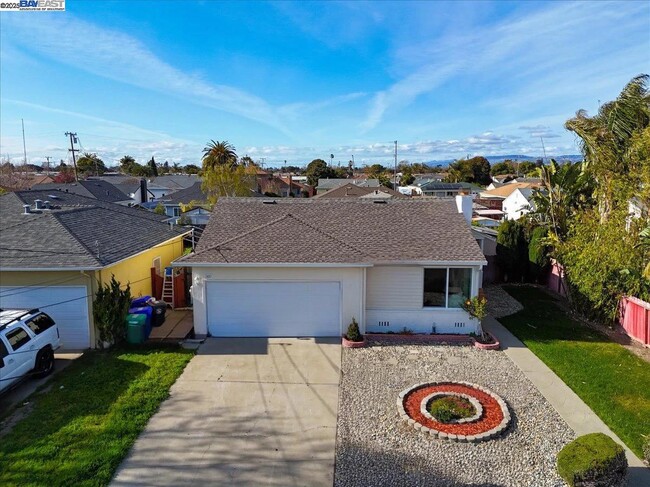 property at 1827 Bandoni Ave