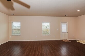 525 Clover Cir in Springville, AL - Building Photo - Building Photo