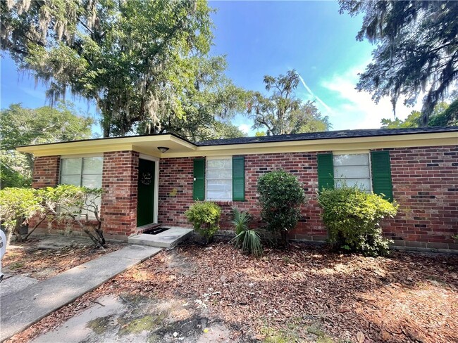property at 306 Stacie Ct