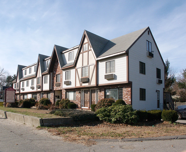 Renmar Bldg in Walpole, MA - Foto de edificio - Other