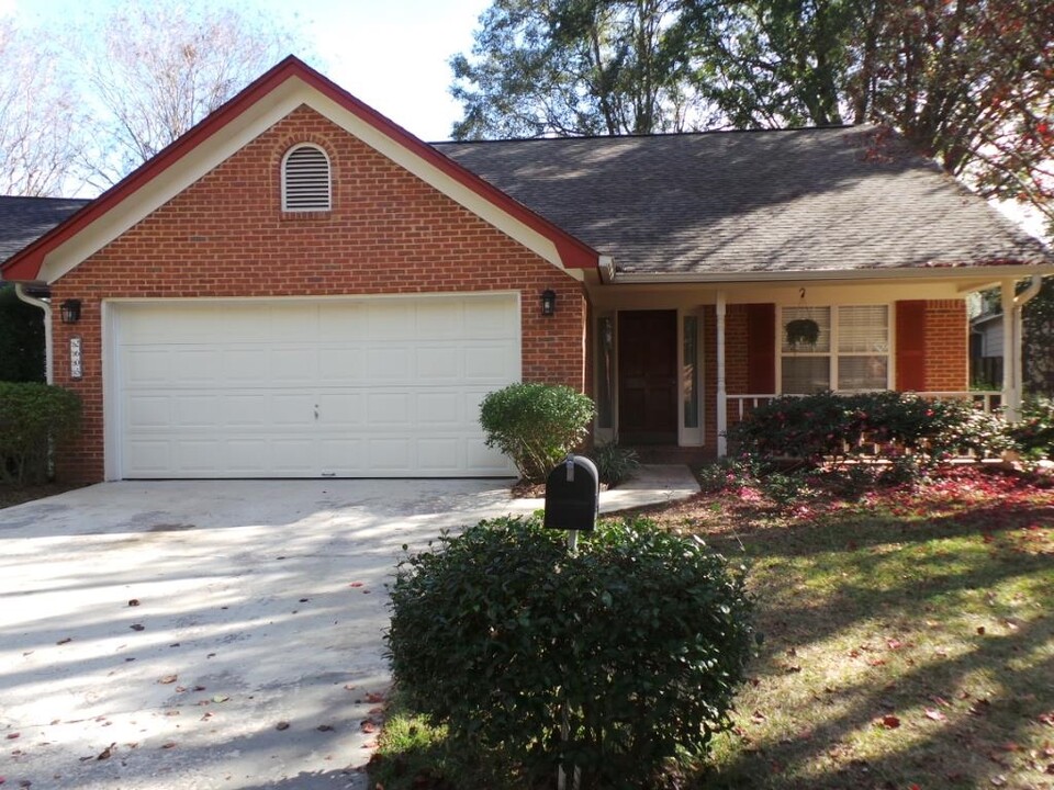 2605 Cotuit Ln in Tallahassee, FL - Building Photo