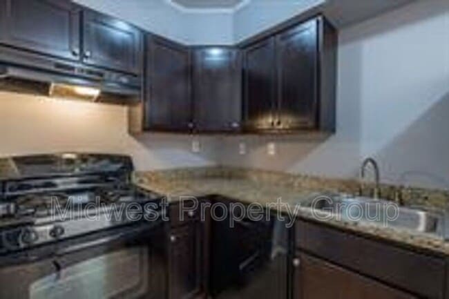 2507 S Big Bend Blvd in Maplewood, MO - Building Photo - Building Photo