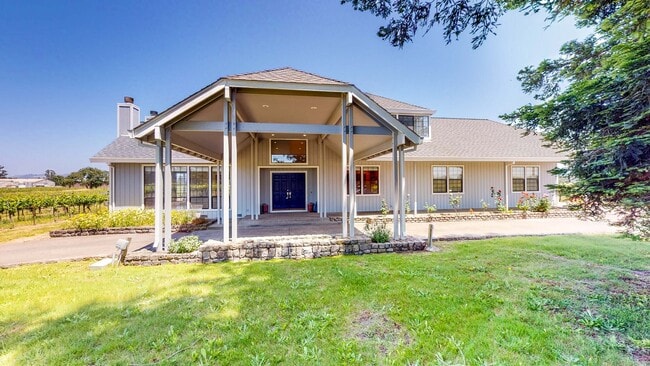 1990 Olivet Rd in Santa Rosa, CA - Building Photo - Building Photo