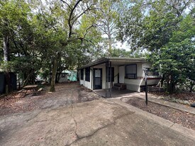 3000 Clarcona Rd in Apopka, FL - Building Photo